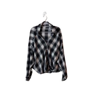 SHEIN Women’s Oversize Infinity Wrap-Front Plaid Button Down Size XL